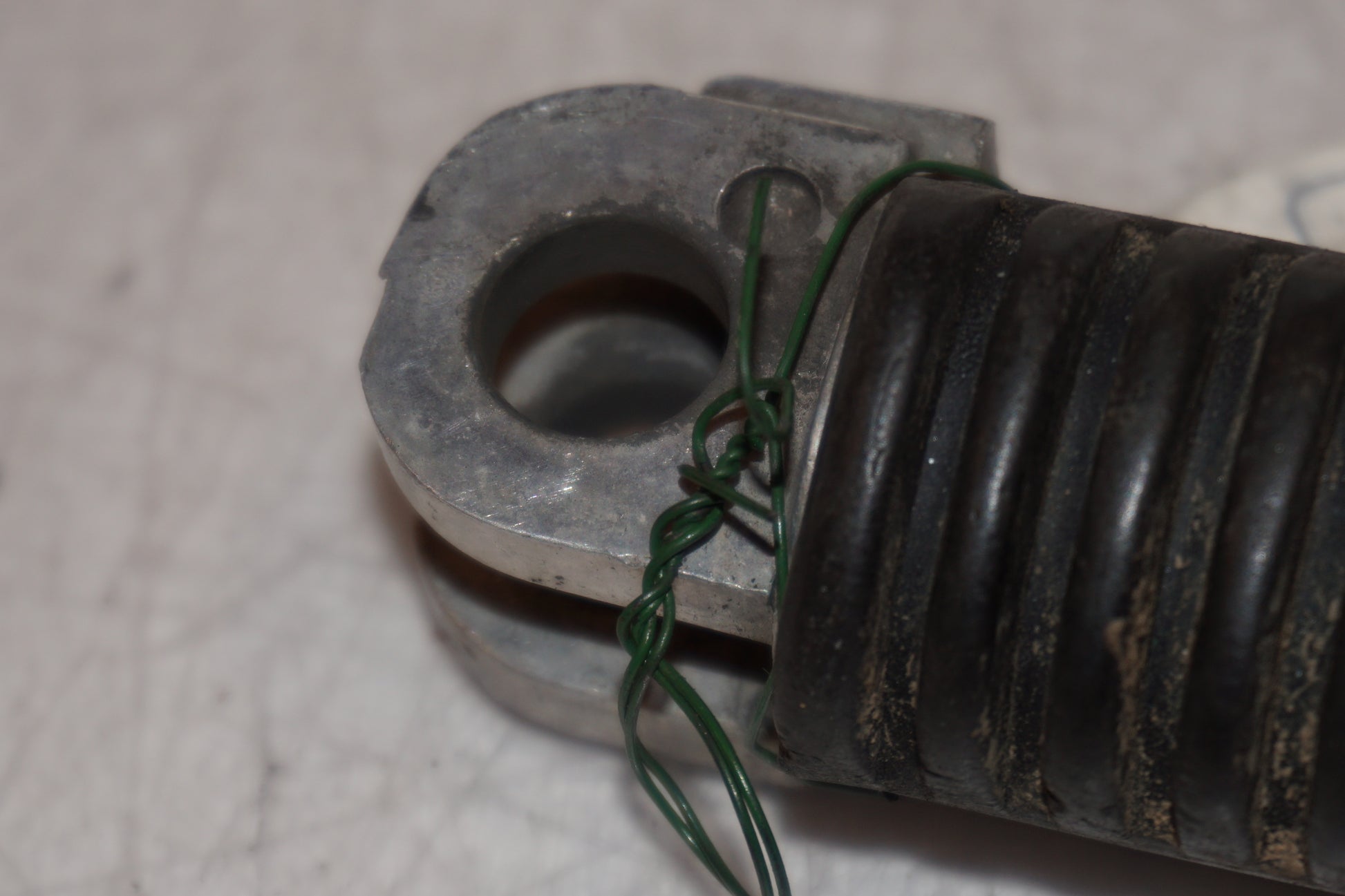 Extrabild1 på Fotpinne från en Suzuki GSX-R 1100 -1989 motorcykel.