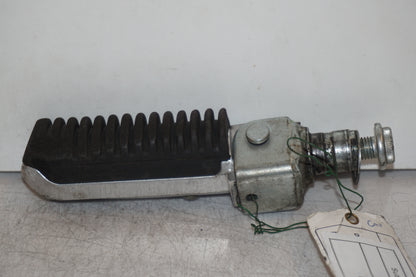 Framsidan på Fotpinne från en Suzuki GSX-R 1100 -1993 motorcykel.