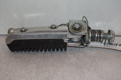 Höger sida på Fotpinne från en Suzuki GSX-R 1100 -1993 motorcykel.