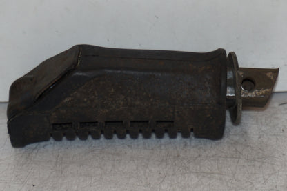 Vänster sida på Fotpinne från en Suzuki GS 500 -2004 motorcykel.