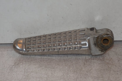 Framsidan på Fotpinne från en Suzuki GSX-R 600 -1999 motorcykel.