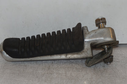 Framsidan på Fotpinne från en Suzuki GSX 400 -1983 motorcykel.