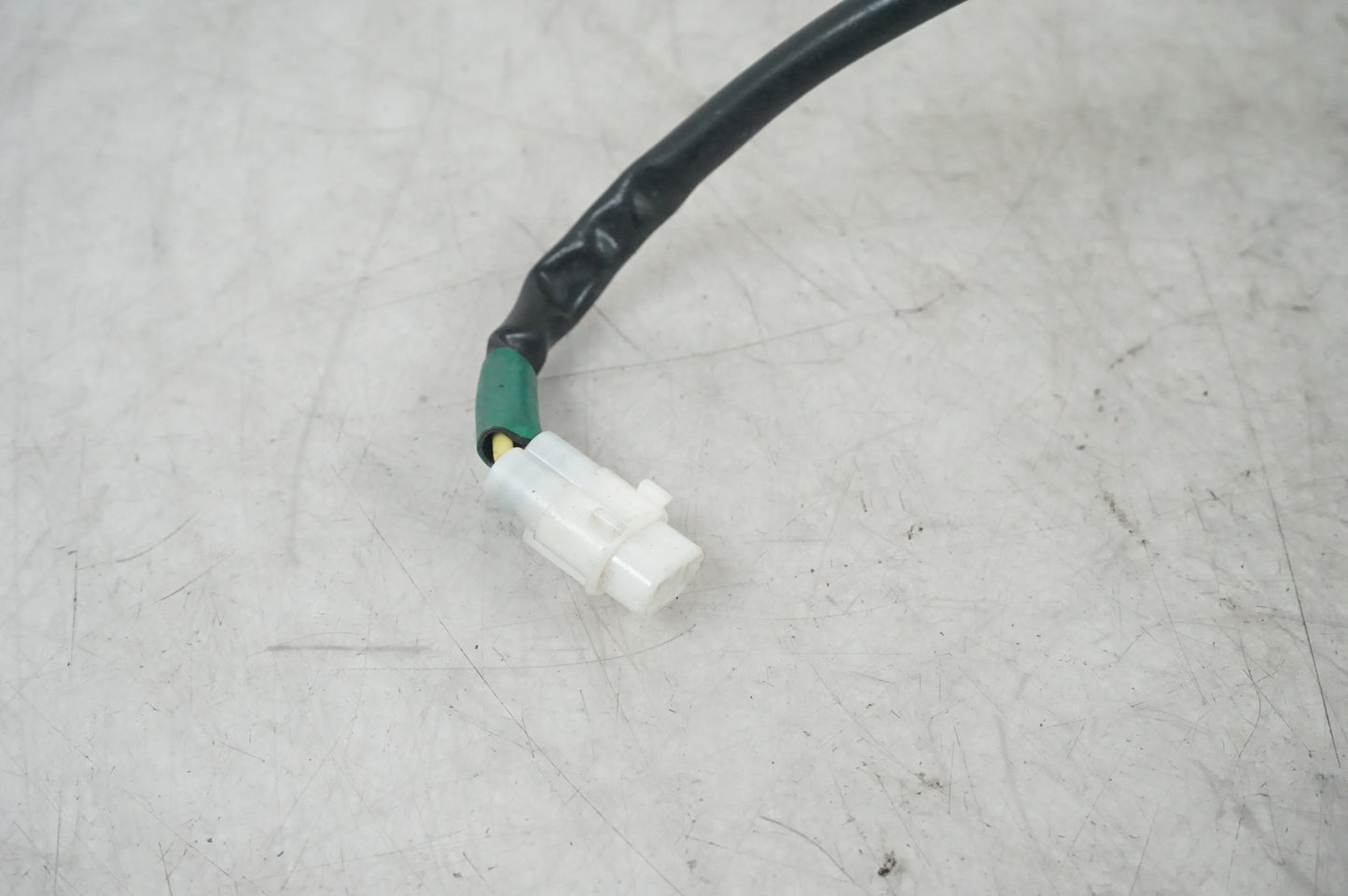 Contact de feu de frein