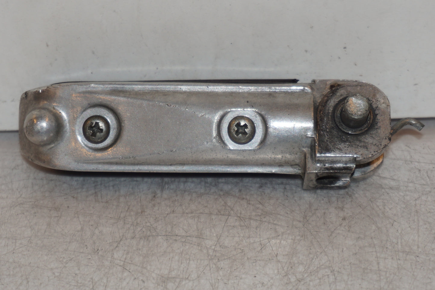 Höger sida på Fotpinne från en Suzuki GSX-R 1100 -1991 motorcykel.