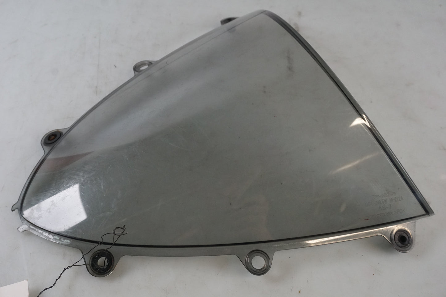 Vänster sida på Vindruta från en Honda CBR 1000 RR -2009 motorcykel.