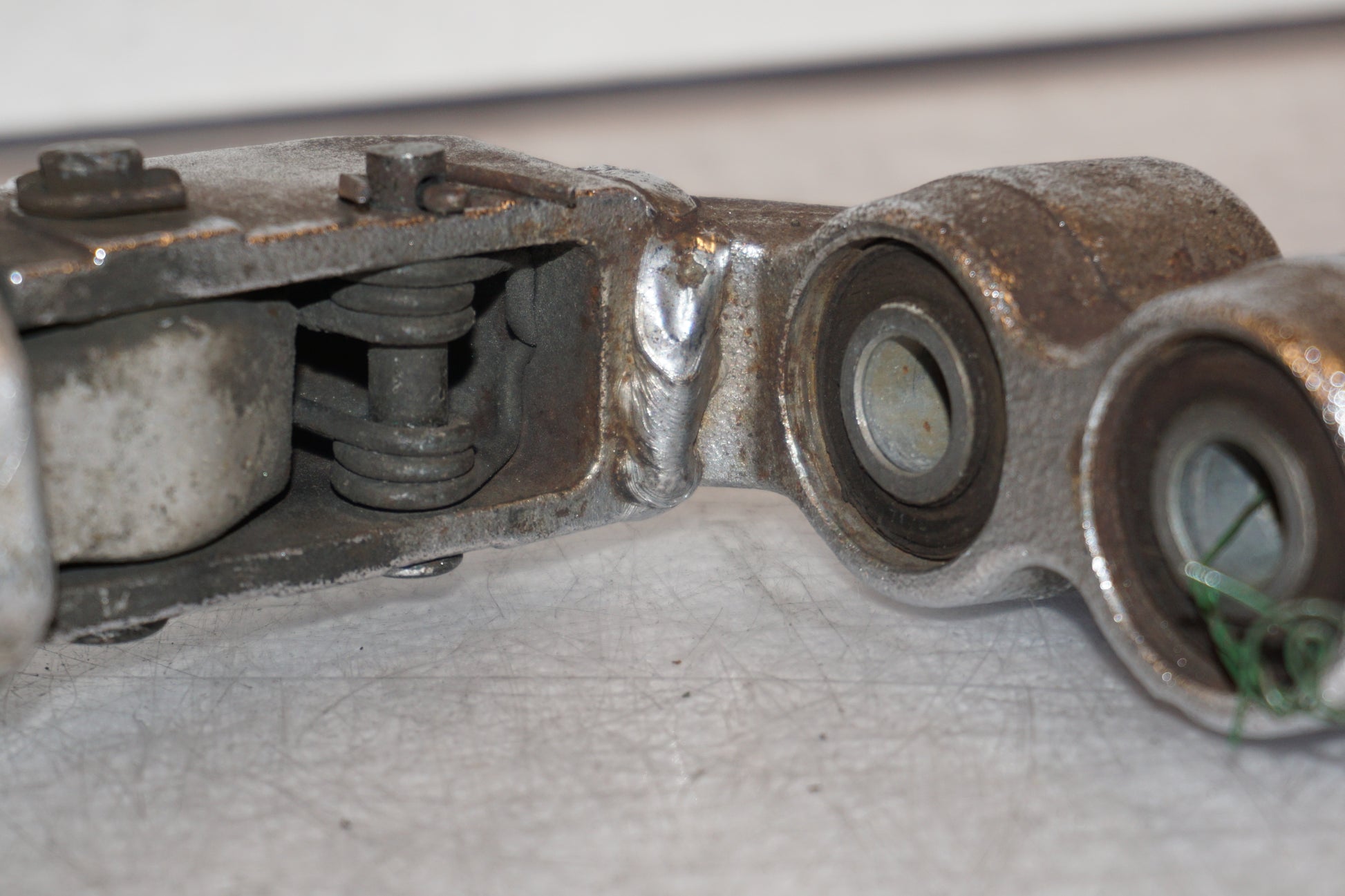 Snett uppifrån på Fotpinne från en Suzuki GSX 1100 EF -1984 motorcykel.