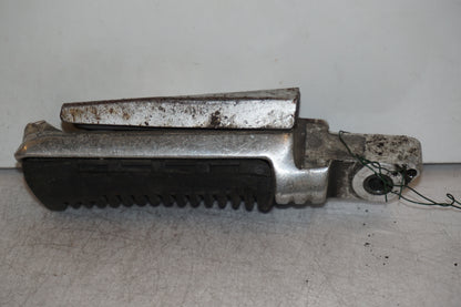 Höger sida på Fotpinne från en Suzuki GSX 1100 F -1990 motorcykel.