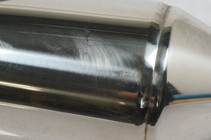 Höger sida på Ljuddämpare från en Yamaha FJR 1300 -2015 motorcykel.