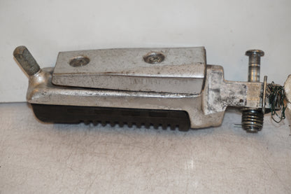 Höger sida på Fotpinne från en Suzuki GSX 1100 F -1991 motorcykel.