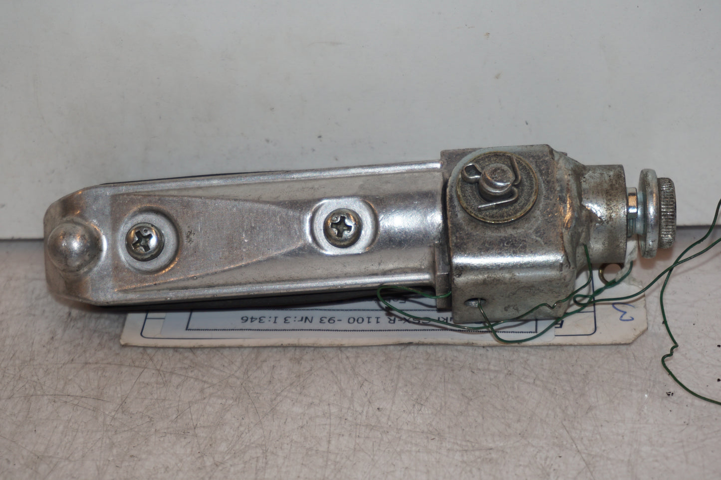 Höger sida på Fotpinne från en Suzuki GSX-R 1100 -1993 motorcykel.