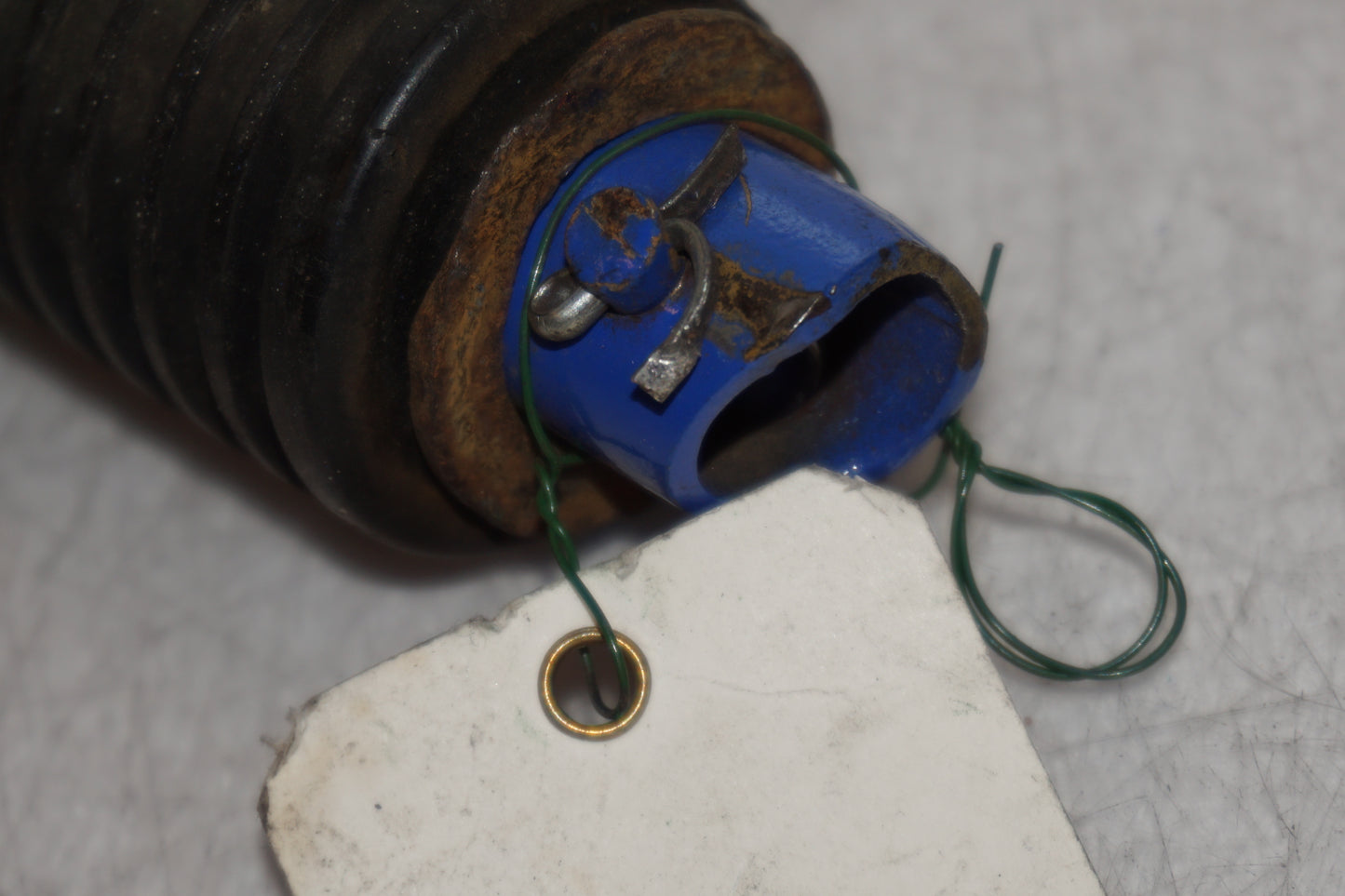 Snett uppifrån på Fotpinne från en Suzuki DR 750 S -1988 motorcykel.