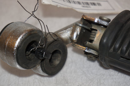 Snett nerifrån på Fotpinne från en Suzuki GS 850 G -1982 motorcykel.