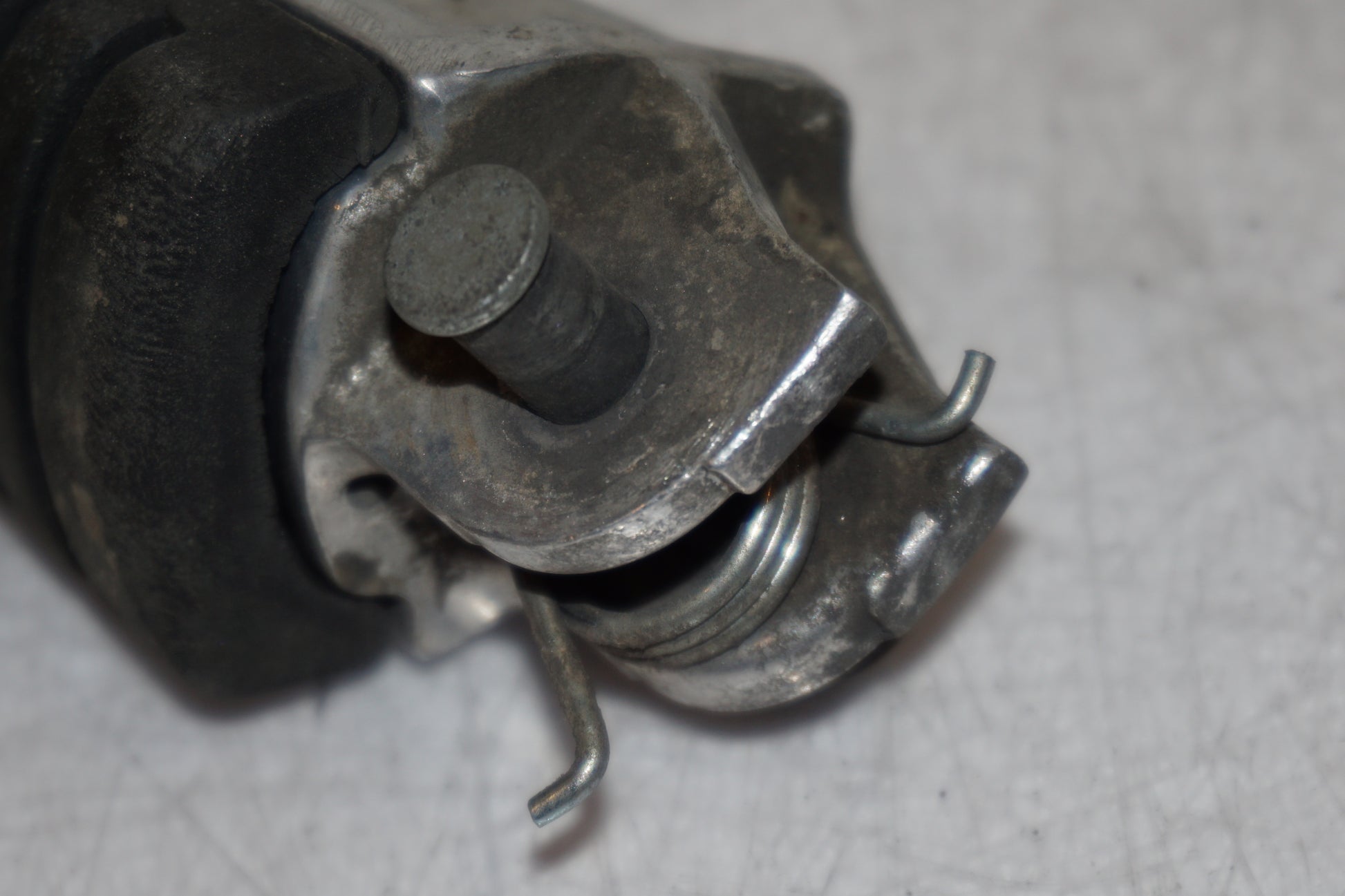 Extrabild2 på Fotpinne från en Suzuki DL 1000 -2004 motorcykel.