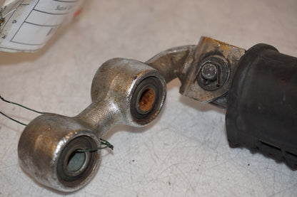 Snett nerifrån på Fotpinne från en Suzuki GS 1000 -1983 motorcykel.