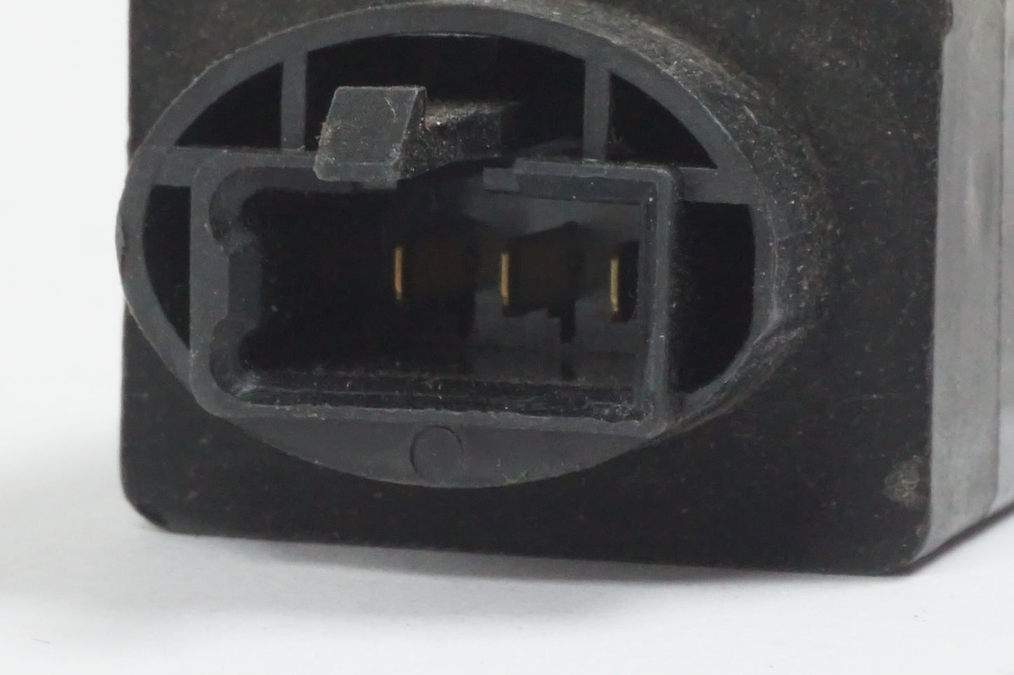 Höger sida på Blinkersrelä från en Honda VFR 750 -1995 motorcykel.