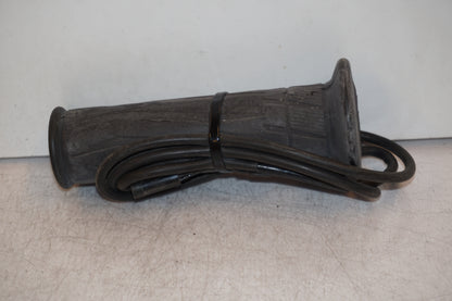 Baksidan på Gasreglage från en Yamaha XT 1200 Z -2011 motorcykel.