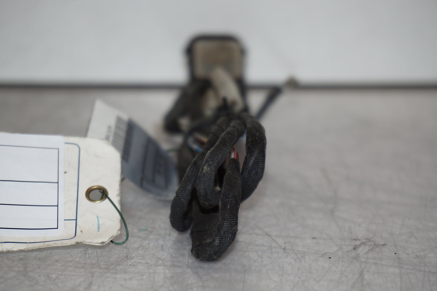 Snett uppifrån på Kablage från en BMW K 1200 S -2007 motorcykel.