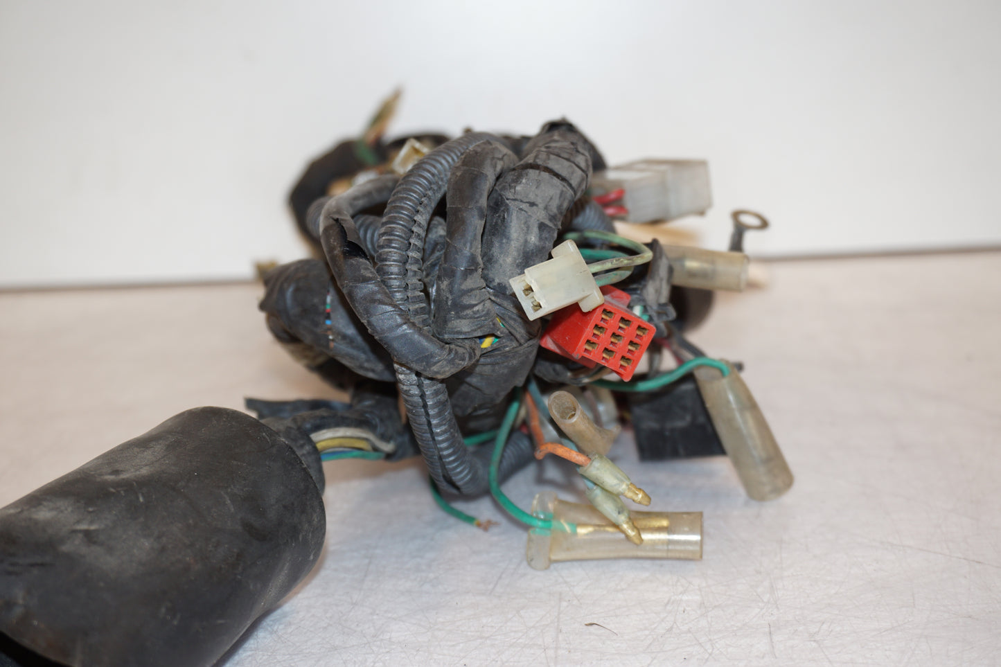 Snett uppifrån på Kabelstam från en Honda VF 750 C -1983 motorcykel.