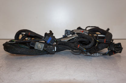 Höger sida på Kablage från en BMW K 1200 S -2007 motorcykel.