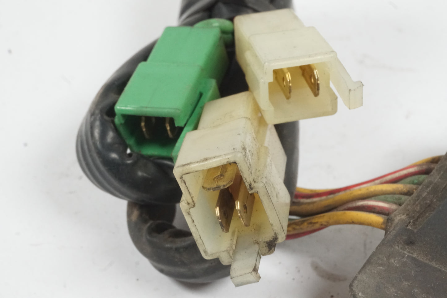 Extrabild2 på Likriktare från en Honda VT 1100 C -2000 motorcykel.