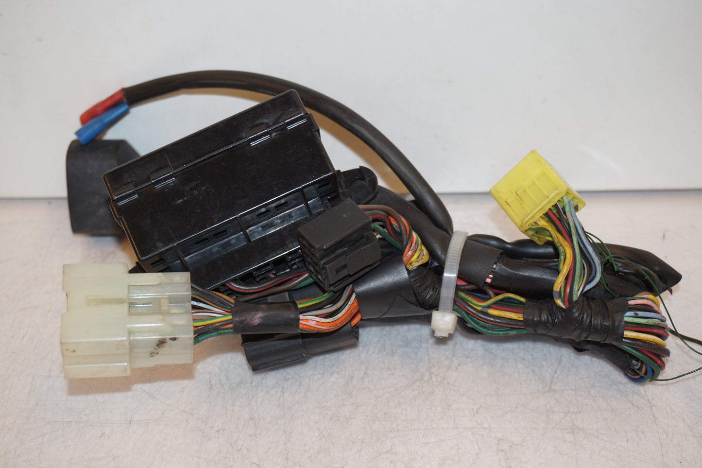 Framsidan på Kablage från en Suzuki GSX-R 600 -1997 motorcykel.