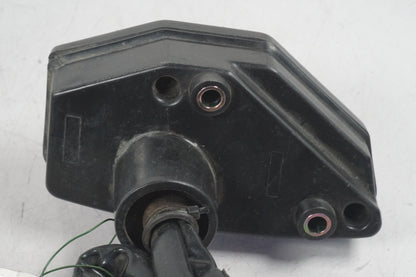 Snett uppifrån på Säkringsbox från en Honda VT 1100 C -1999 motorcykel.