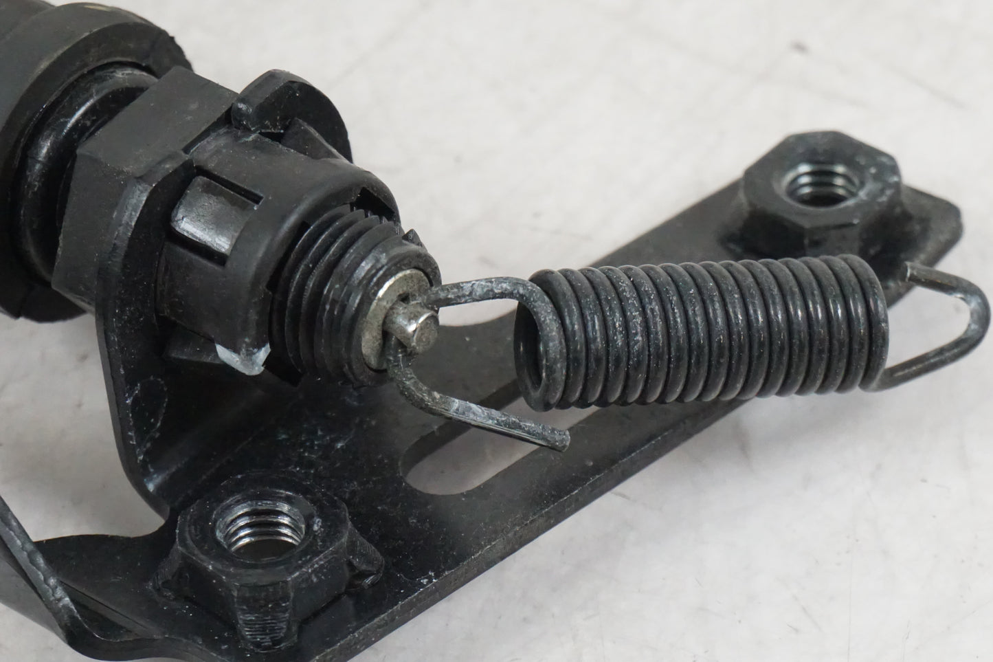 Contact de feu de frein