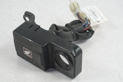 Framsidan på Säkringsbox från en Honda XL 600 V -1997 motorcykel.