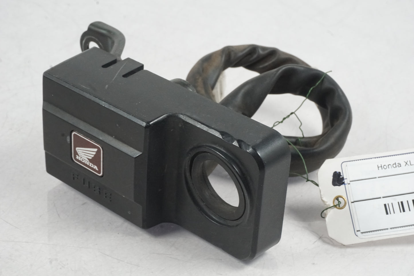 Framsidan på Säkringsbox från en Honda XL 600 V -1994 motorcykel.