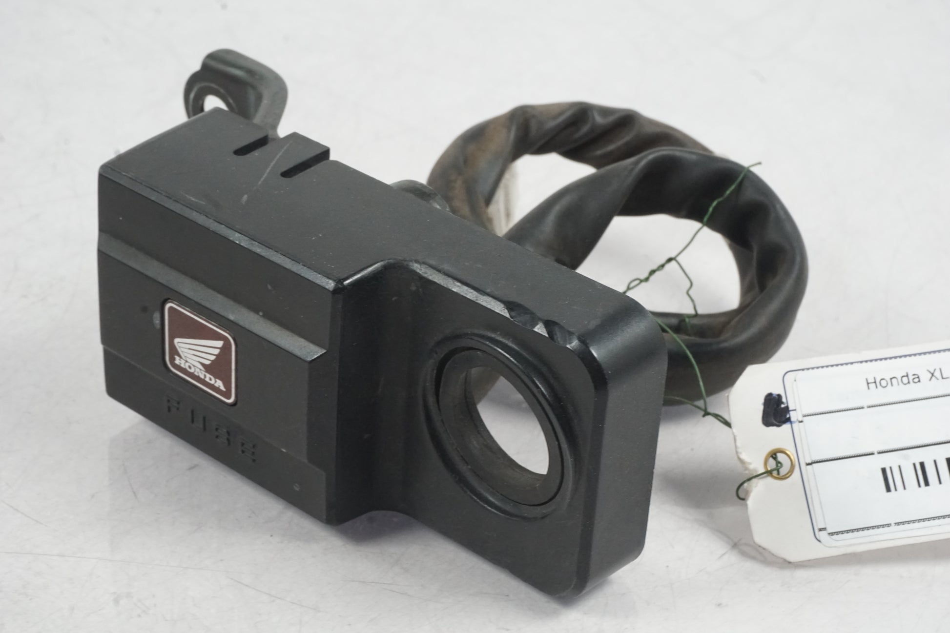 Framsidan på Säkringsbox från en Honda XL 600 V -1994 motorcykel.