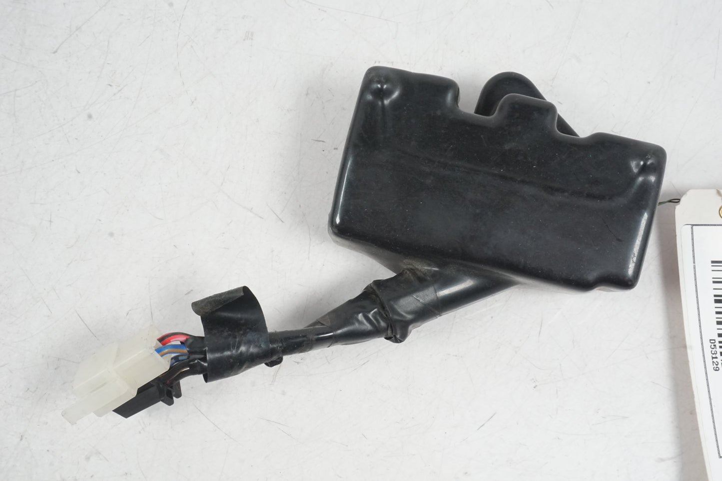 Framsidan på Säkringsbox från en Honda VT 600 C -1999 motorcykel.