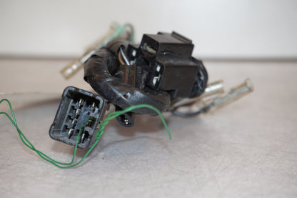 Vänster sida på Kablage från en Suzuki GSX-R 1100 -1993 motorcykel.