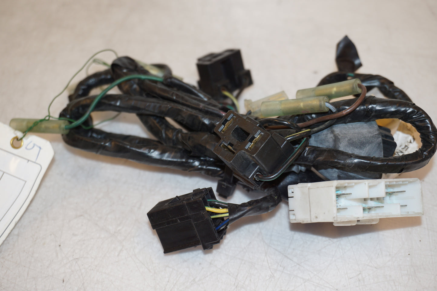 Framsidan på Kablage från en Yamaha YZF R6 -2001 motorcykel.