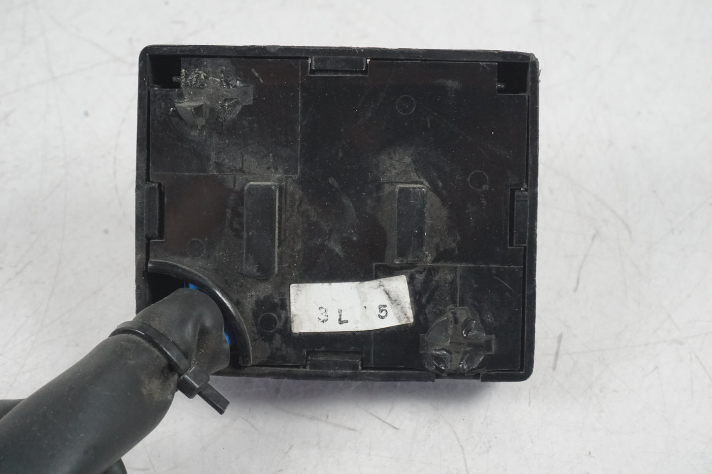 Vänster sida på Säkringsbox från en Honda XL 600 V -1995 motorcykel.