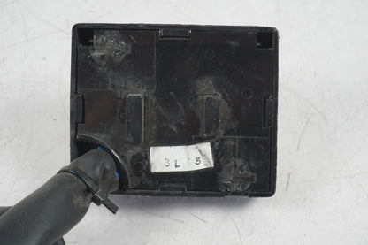 Vänster sida på Säkringsbox från en Honda XL 600 V -1995 motorcykel.