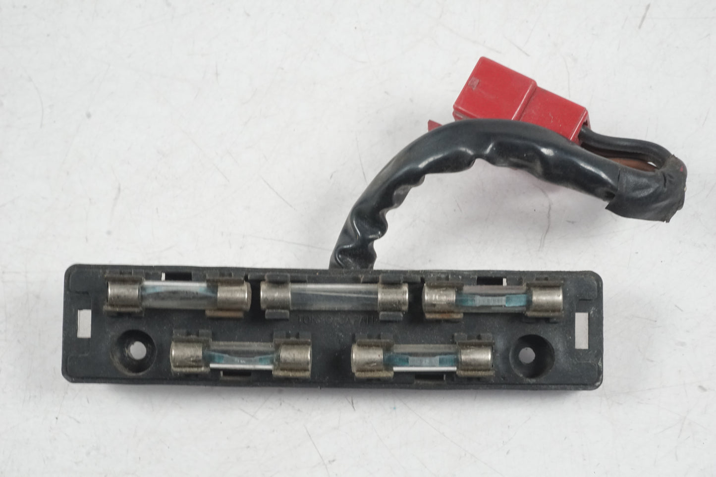 Framsidan på Säkringsbox från en Honda VF 750 S -1982 motorcykel.