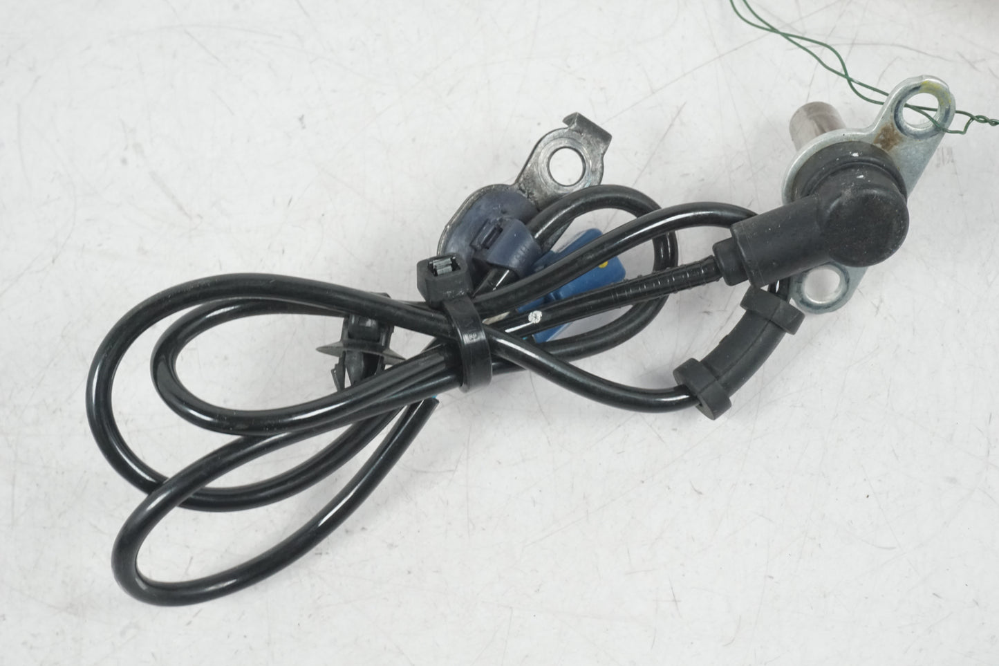 Baksidan på ABS givare från en Honda CB 1000 R -2009 motorcykel.