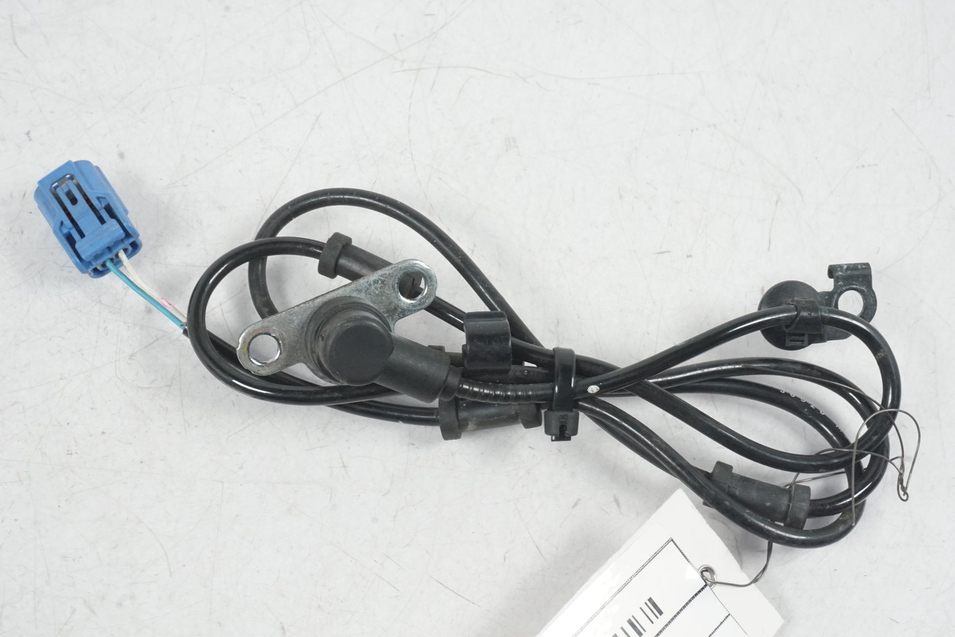 Baksidan på ABS givare från en Honda CTX 1300 -2014 motorcykel.