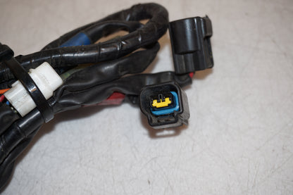 Snett uppifrån på Kablage från en Yamaha FZ1-SA -2008 motorcykel.