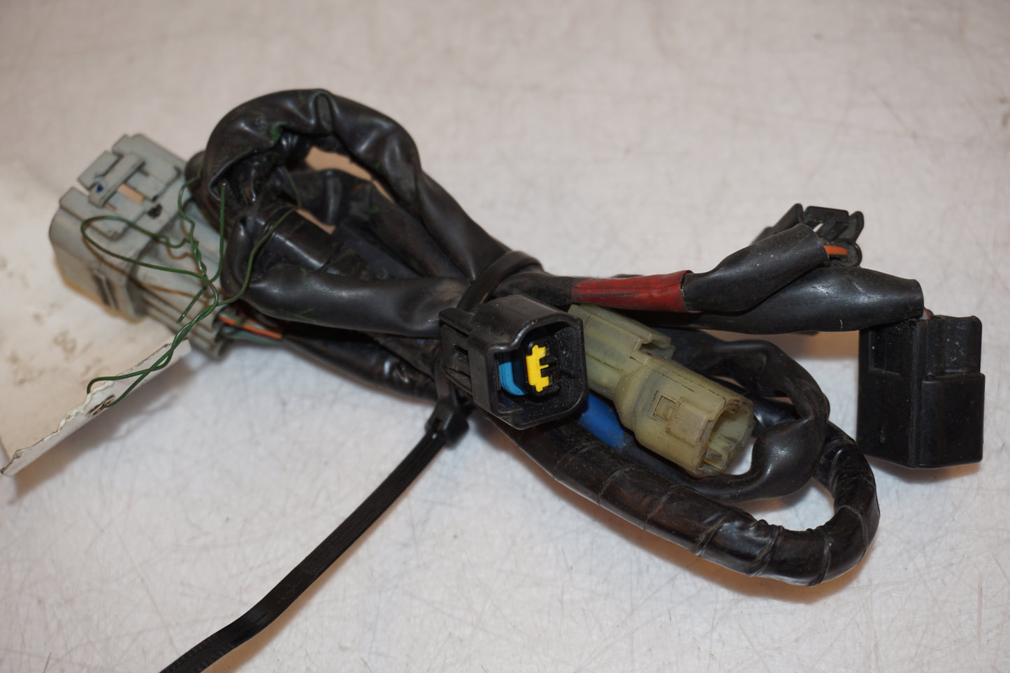 Extrabild1 på Kablage från en Yamaha FZ1-SA -2008 motorcykel.