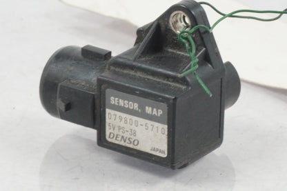 Framsidan på Mapsensor från en Honda CBR 600 RR -2003 motorcykel.