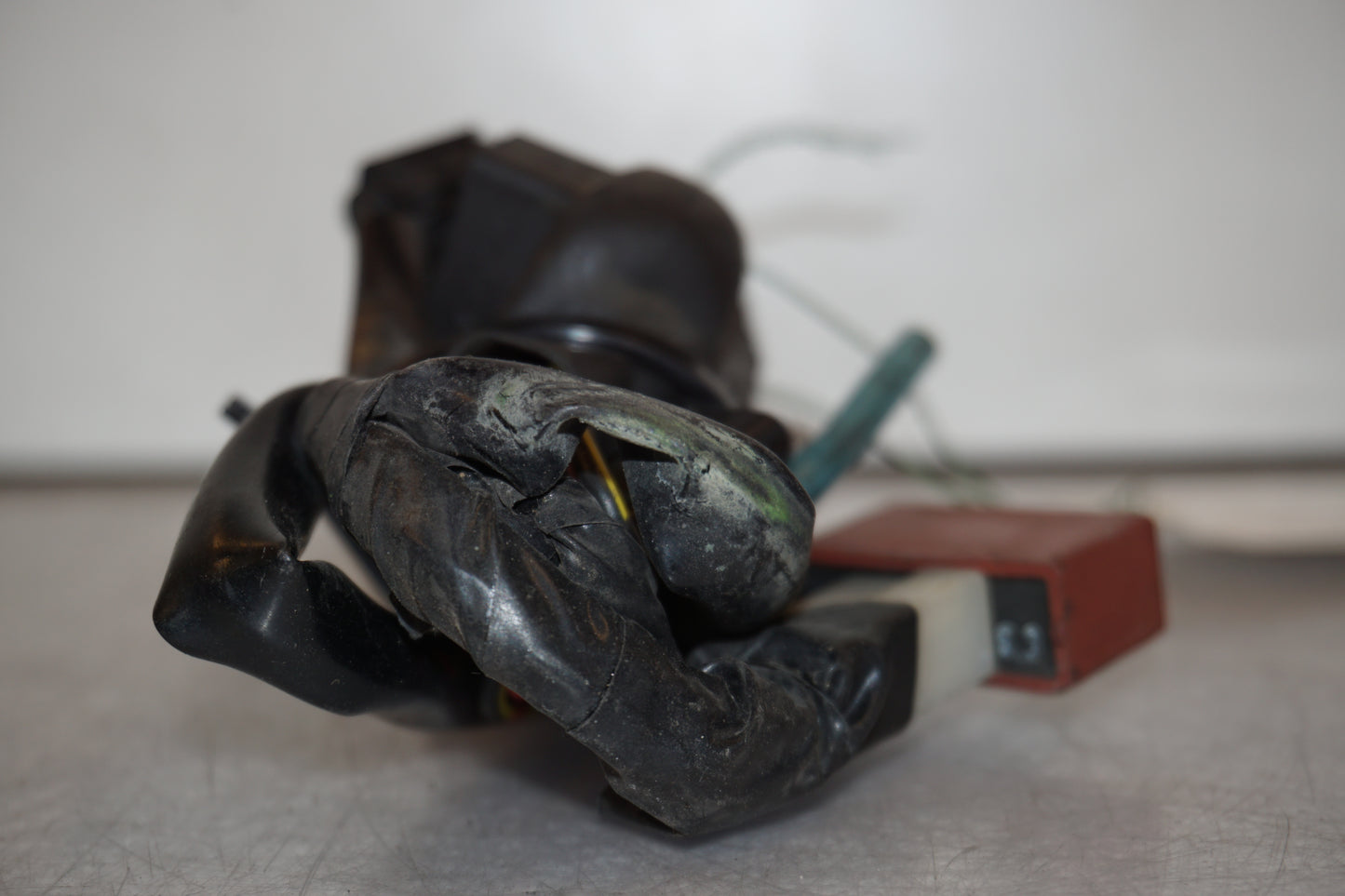 Höger sida på Kablage från en Kawasaki ZX-7R -1996 motorcykel.