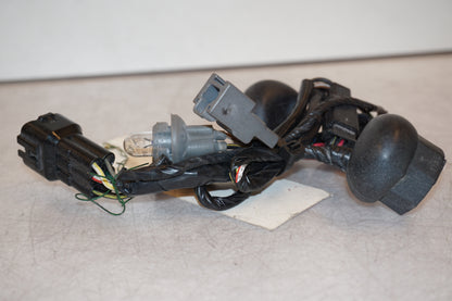 Höger sida på Kablage från en Kawasaki ZX-12R -2000 motorcykel.