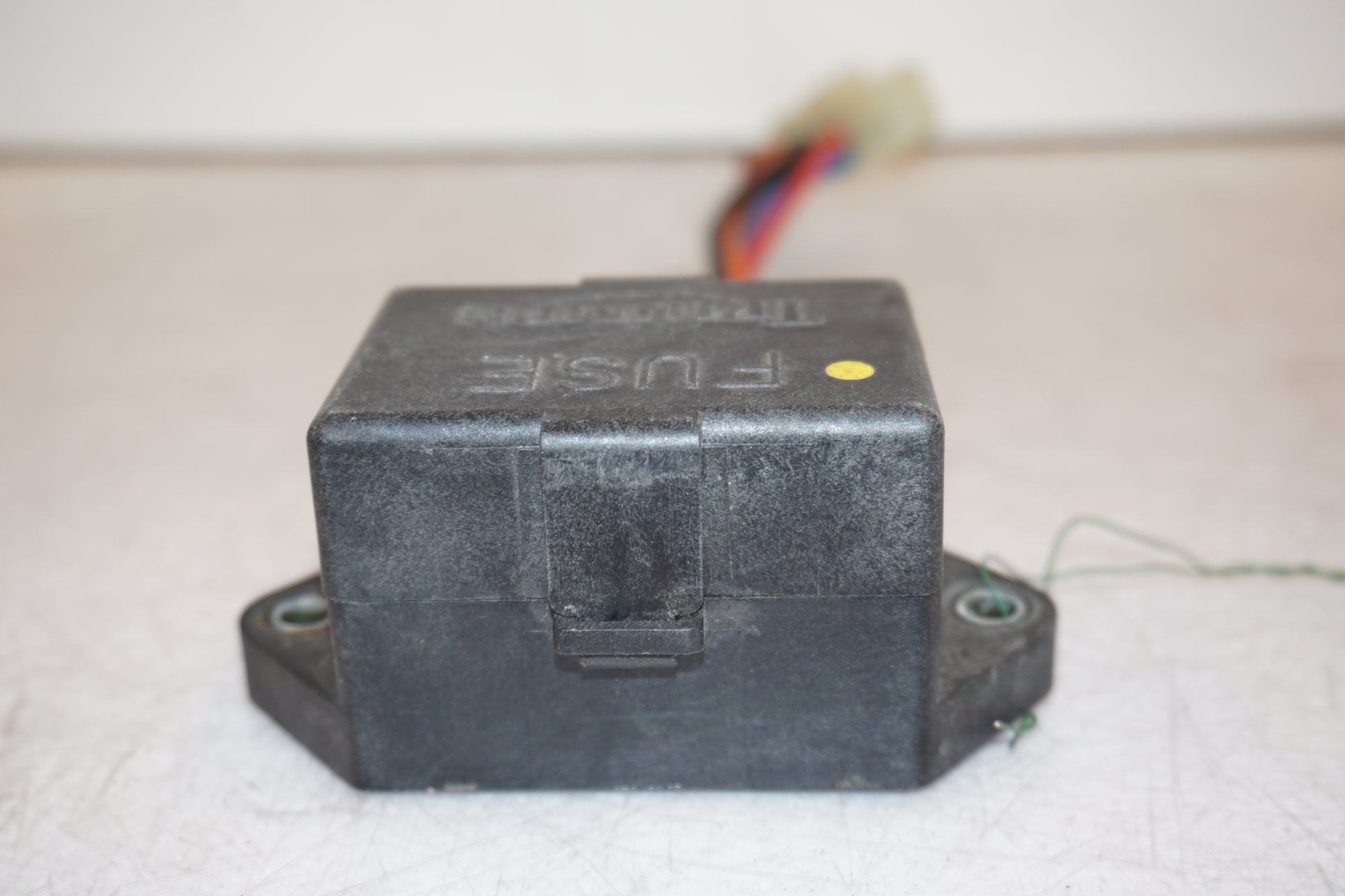 Vänster sida på Säkringsbox från en Triumph Legend TT -2001 motorcykel.