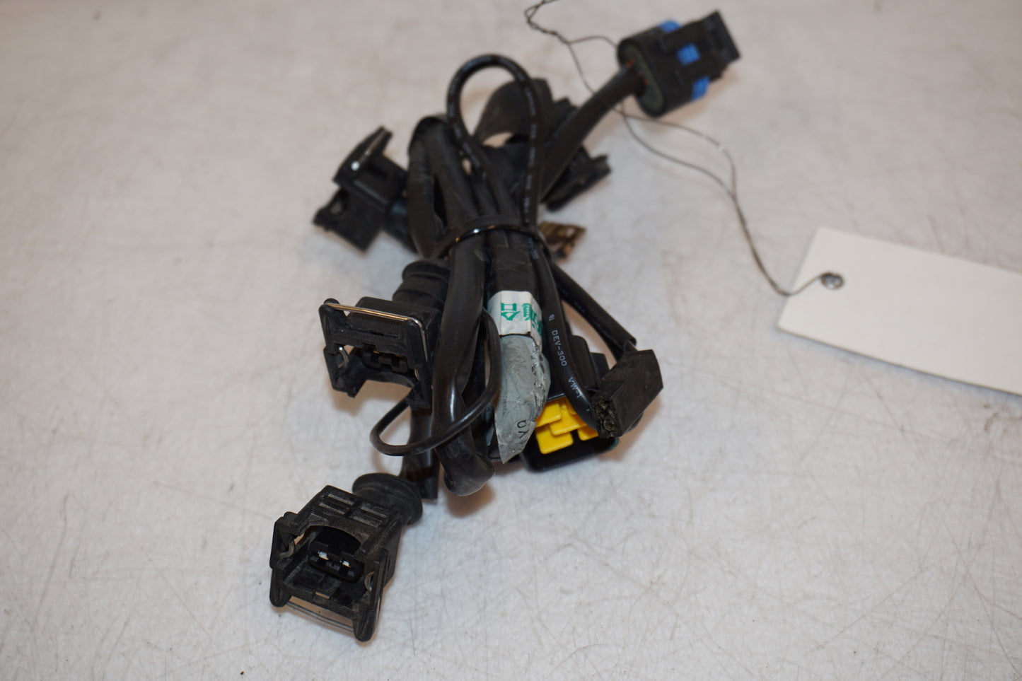 Vänster sida på Kablage från en Triumph Speed Triple -2005 motorcykel.