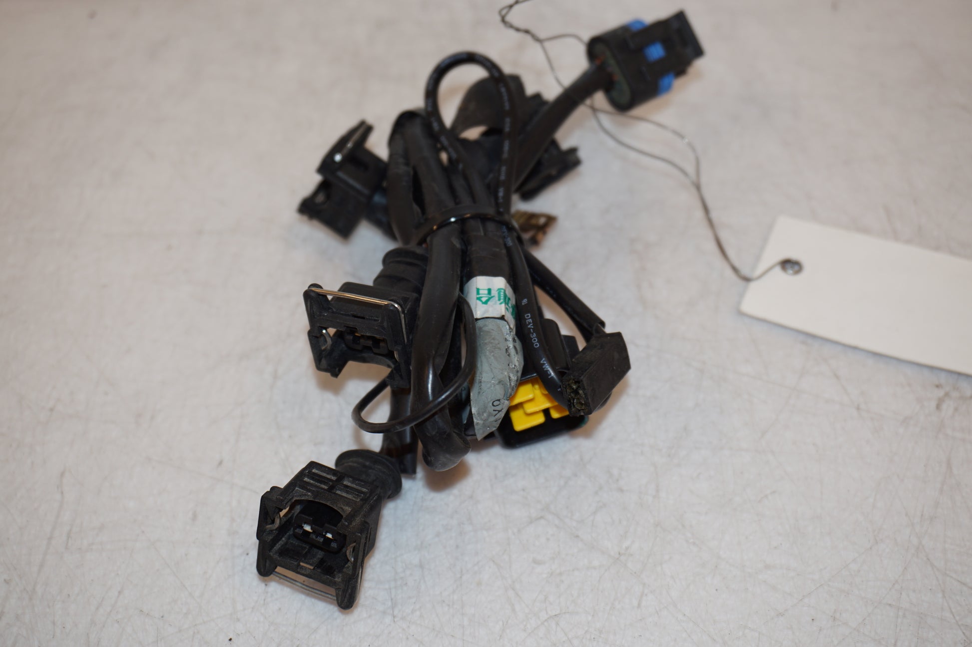 Vänster sida på Kablage från en Triumph Speed Triple -2005 motorcykel.