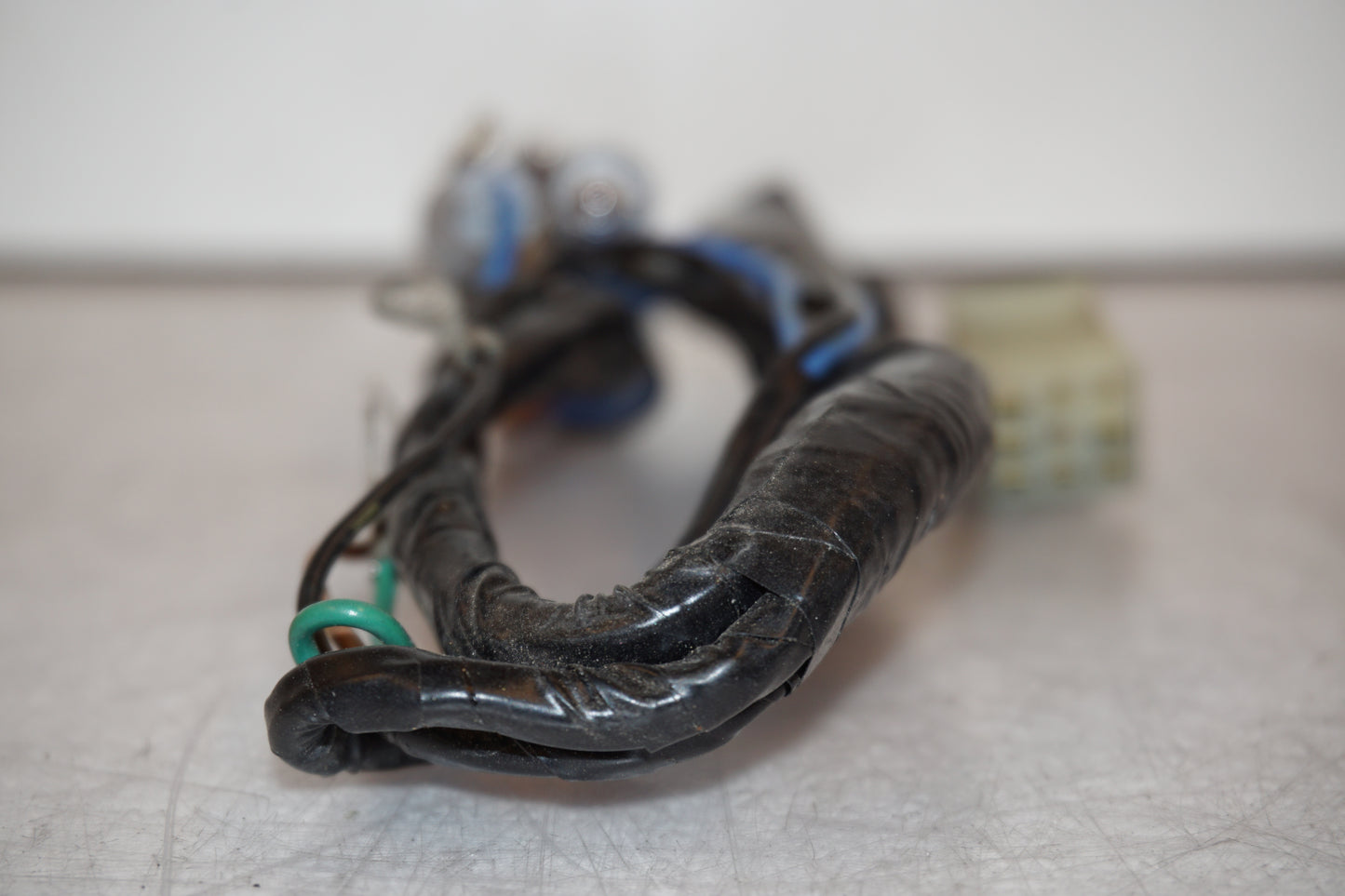 Baksidan på Kablage från en Yamaha XJR 1300 -2000 motorcykel.