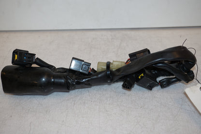 Höger sida på Kablage från en Yamaha YZF 1000 R1 -2009 motorcykel.