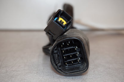 Vänster sida på Kablage från en Yamaha YZF 1000 R1 -2009 motorcykel.