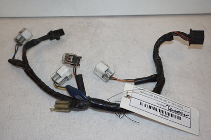 Höger sida på Kablage från en Honda CBR 900 RR -2000 motorcykel.